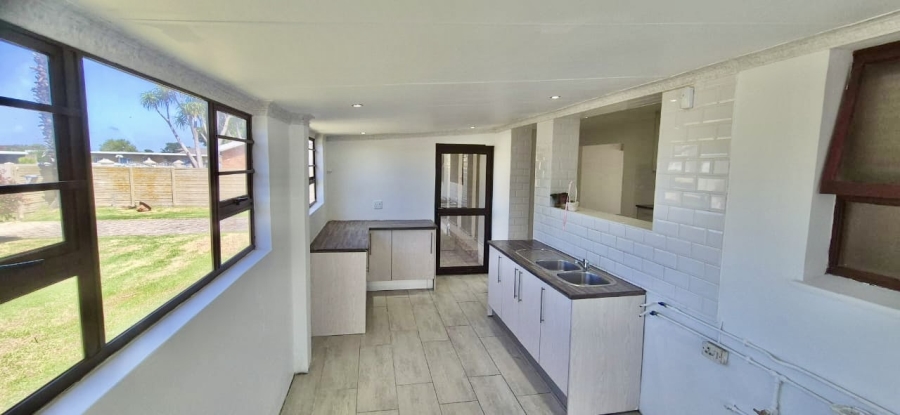 3 Bedroom Property for Sale in Rowallan Park Eastern Cape